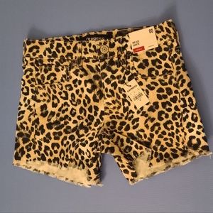 NWT Express Leopard Print Mid Rise Shortie